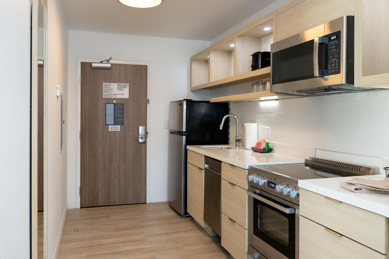 Towneplace Suites By Marriott Canton Riverstone Parkway Экстерьер фото